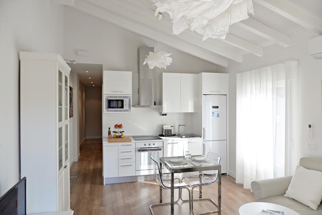 Navarra Chic & Terrace Apartment *